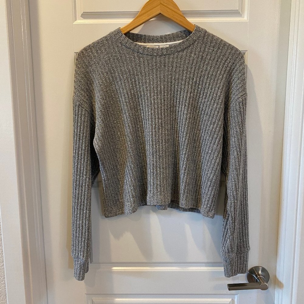 Wilfred Free light grey long-sleeved sweater in size S